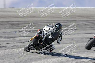 media/Dec-07-2025-CVMA (Sun) [[3e7d2de5dc]]/Race 5-Formula UL-CVMA Hooligans-American Thunder/